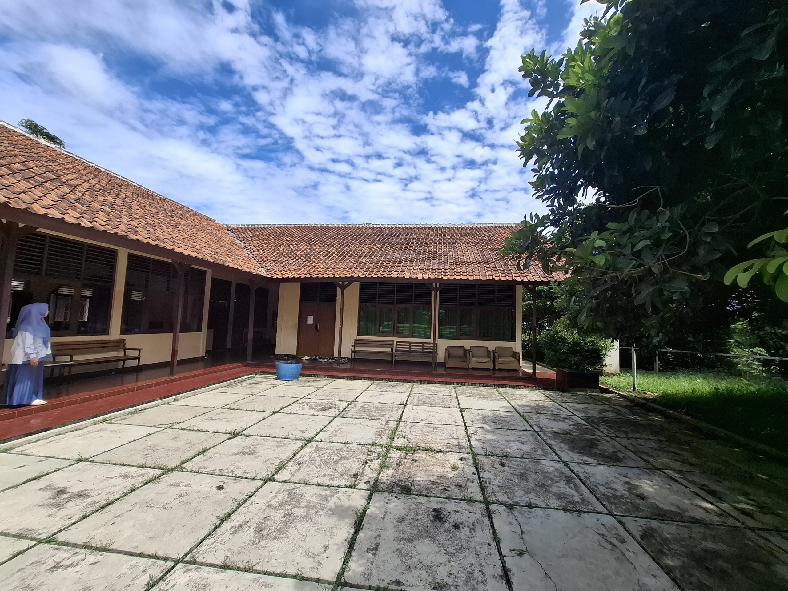 This is a simple description for your image.